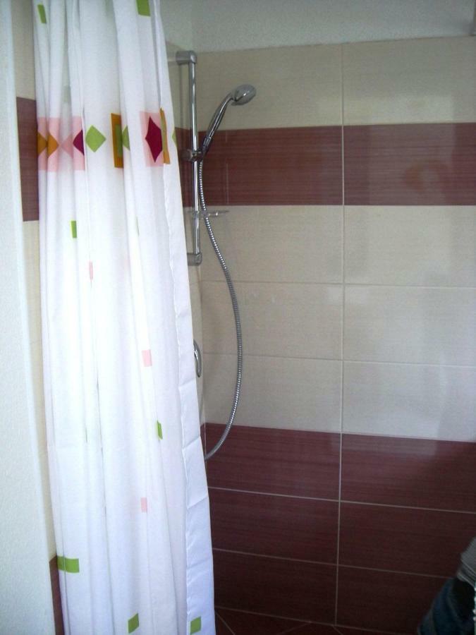 Apartments Nena - โตรกีร์ ภายนอก รูปภาพ